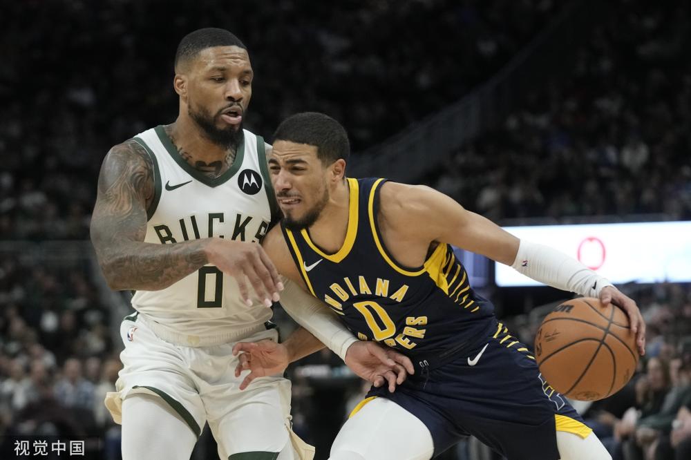 但他们扮演 但他们扮演